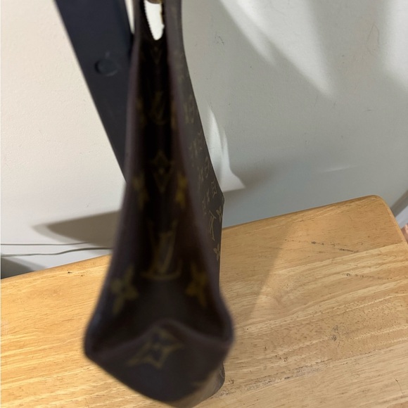 Louis Vuitton Brown Monogram Toiletry Bag 26 - Picture 9 of 16